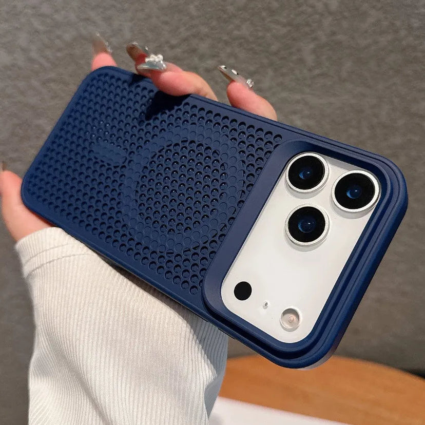 Gelochte/Wärmeableitende MagSafe/Magnet Silikon Hülle/Case für iPhone 17 Pro, 17 Pro Max | ZITOCASES®