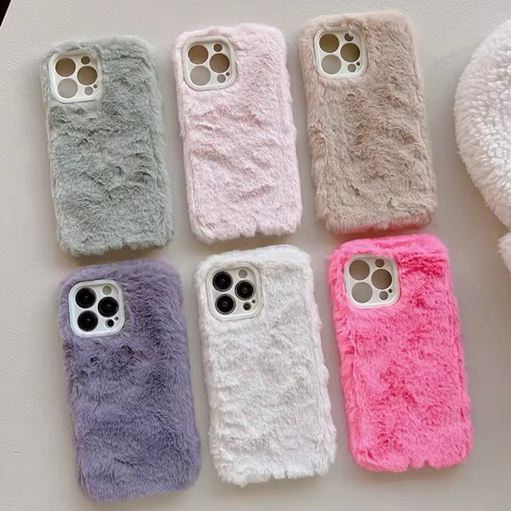 Weiche Kunstfell Winter Hülle/Case verschiedene Farben für iPhone 16, 15, 14-Serie | ZITOCASES®