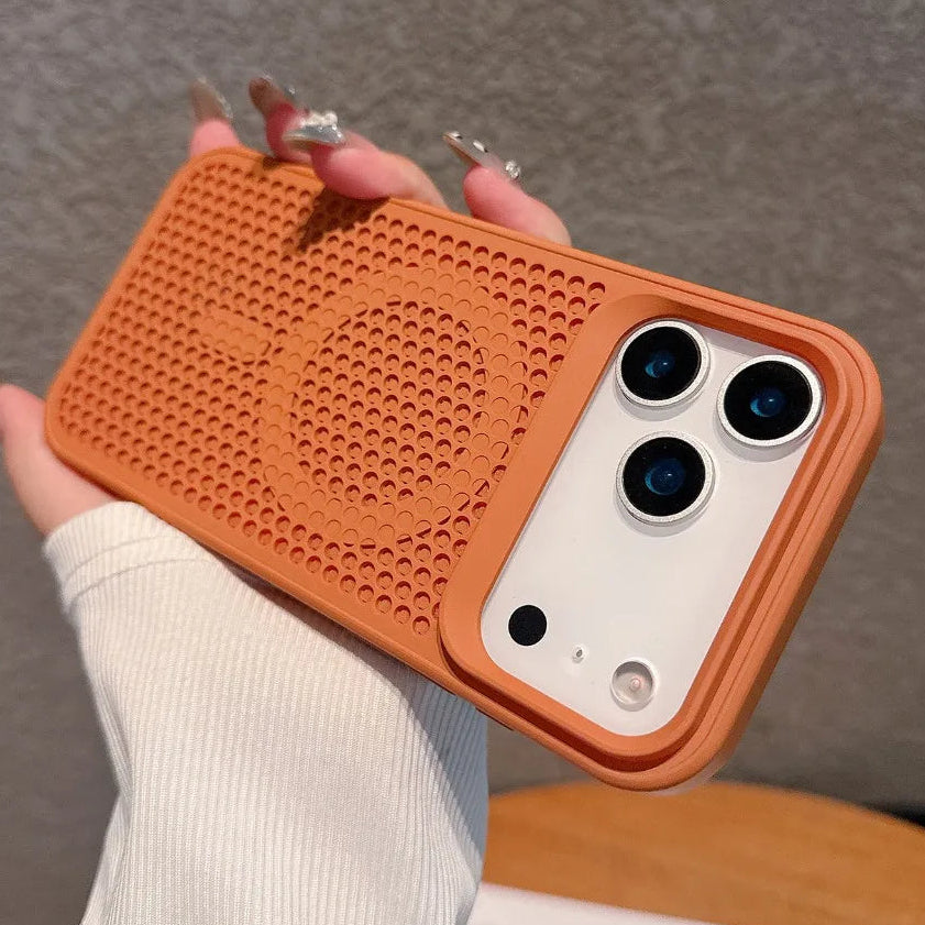 Gelochte/Wärmeableitende MagSafe/Magnet Silikon Hülle/Case für iPhone 17 Pro, 17 Pro Max | ZITOCASES®