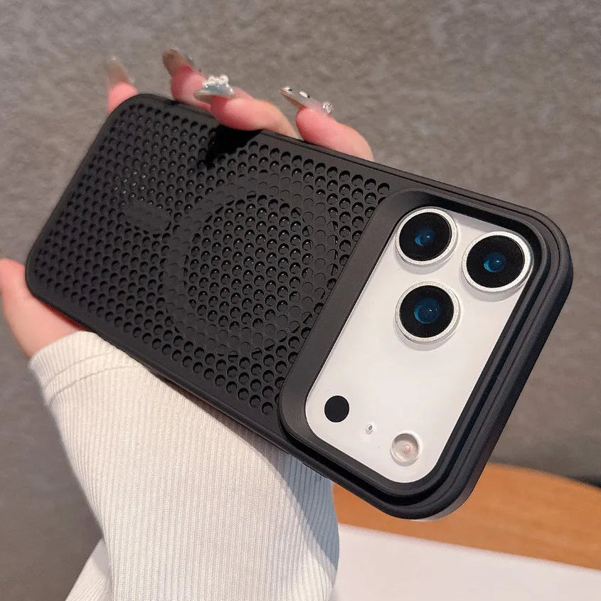 Gelochte/Wärmeableitende MagSafe/Magnet Silikon Hülle/Case für iPhone 17 Pro, 17 Pro Max | ZITOCASES®