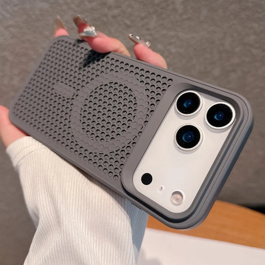 Gelochte/Wärmeableitende MagSafe/Magnet Silikon Hülle/Case für iPhone 17 Pro, 17 Pro Max | ZITOCASES®