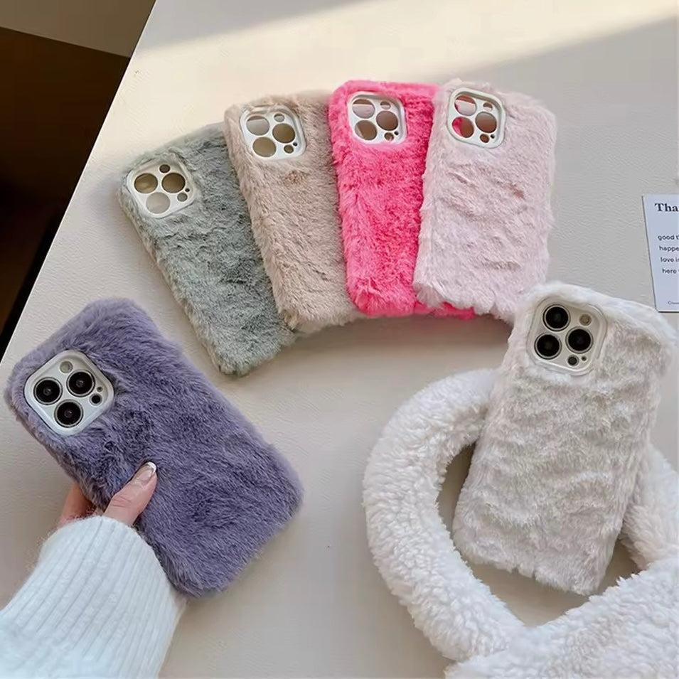 Weiche Kunstfell Winter Hülle/Case verschiedene Farben für iPhone 16, 15, 14-Serie | ZITOCASES®