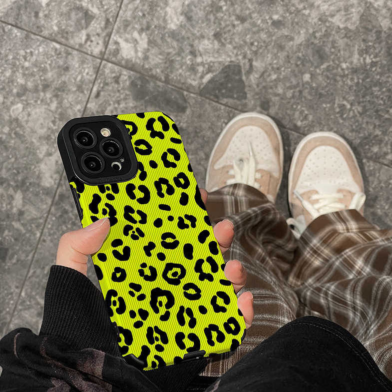 Gestreifte Leopard/Neon Silikon Hülle/Case für iPhone 16, 16 Plus, 16 Pro, 16 Pro Max, 16e, 15, 15 Plus, 15 Pro, 15 Pro Max, 14, 14 Plus, 14 Pro, 14 Pro Max, 13, 13 Pro, 13 Pro Max, 13 Mini, 12, 12 Pro, 12 Pro Max, 12 Mini, SE, 11, 11 Pro, 11 Pro Max | ZITOCASES®