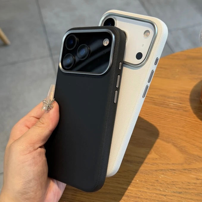 Kunstleder MagSafe/Magnet Hülle/Case mit Chrom Akzenten für iPhone 17 Pro, 17 Pro Max | ZITOCASES®