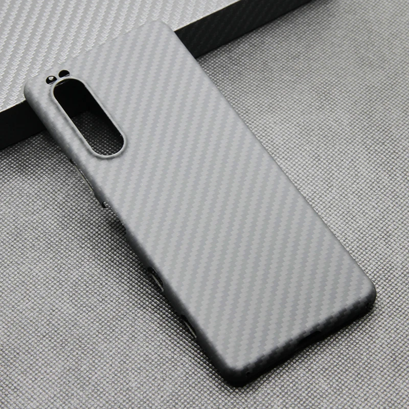 Ultra dünne 0,3mm Carbon Hülle/Case für Sony Xperia Z5, M5, XA, XA1, XA1 Plus, XA2, XA2 Plus, 1 II, 1 III, 1 IV, 1 V, 1 VI, 5, 5 III, 5 IV, 5 V, 5 VI, 8, 10, 10 III, 10 IV, 10 V, 10 VI | ZITOCASES®