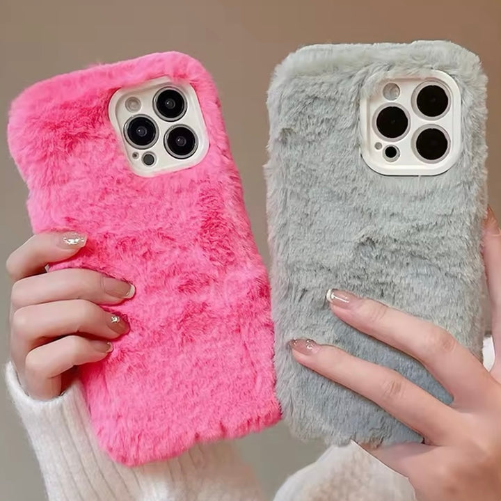 Weiche Kunstfell Winter Hülle/Case verschiedene Farben für iPhone 16, 15, 14-Serie | ZITOCASES®