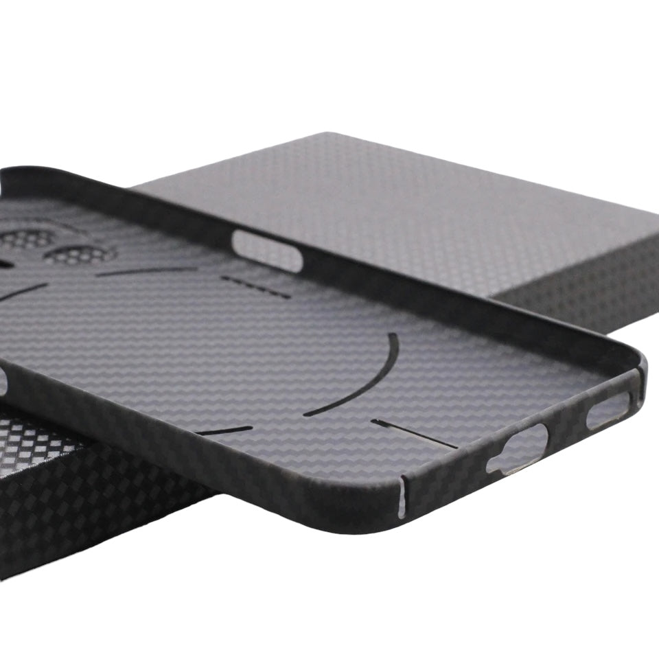 Ultra dünne 0,3mm Carbon Hülle/Case für Nothing Phone (3a), (3a) Pro, (2), (2a), (2a) Plus, (1), CMF Phone 1 | ZITOCASES®