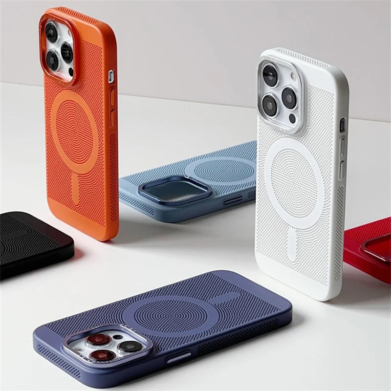 SALE | iPhone 11 | Gelochte/Wärmeableitende MagSafe/Magnet Plastik Hülle/Case | ZITOCASES®