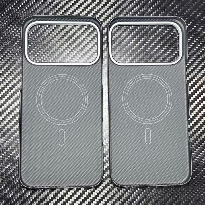 Ultra dünne 0,3mm MagSafe/Magnet Carbon Optik Hülle/Case für iPhone 17 Pro, 17 Pro Max | ZITOCASES®