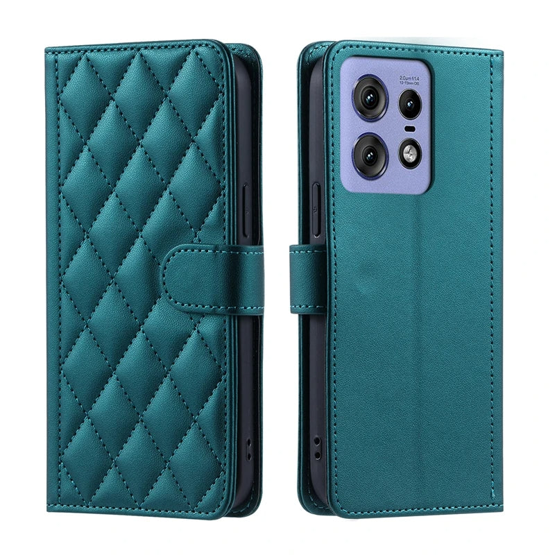 Karierte Kunstleder Klapp Hülle/Flip Case für Motorola Edge 50 Ultra, 50 Pro, 50 Fusion, Edge 40 Neo, 40 Pro, 40, 30, 30 Neo, 30 Fusion, 30 Pro, 30 Ultra, G100, G84, G82, G73, G72, G62, G42, G54, G53, G51, G50, G34, G32, G31, G30, G23, G22, G20, G13, G10 | ZITOCASES®