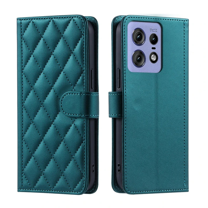 Karierte Kunstleder Klapp Hülle/Flip Case für Motorola Edge 50 Ultra, 50 Pro, 50 Fusion, Edge 40 Neo, 40 Pro, 40, 30, 30 Neo, 30 Fusion, 30 Pro, 30 Ultra, G100, G84, G82, G73, G72, G62, G42, G54, G53, G51, G50, G34, G32, G31, G30, G23, G22, G20, G13, G10 | ZITOCASES®