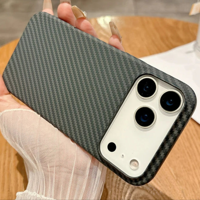 Dünne Carbon Optik Hülle/Case für iPhone 17 Pro, 17 Pro Max | ZITOCASES®