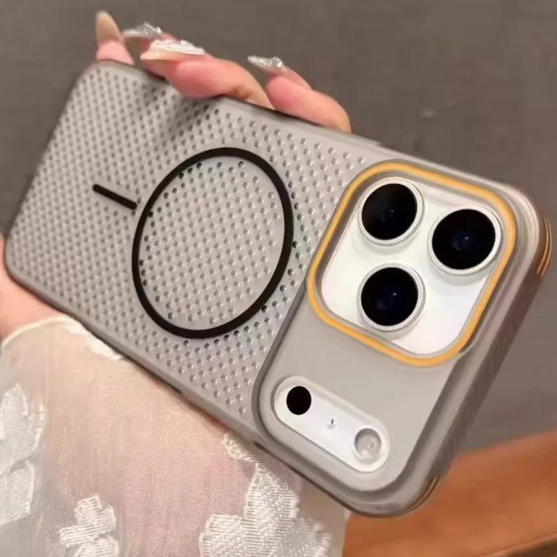 Gelochte/Wärmeableitende MagSafe/Magnet Plastik Hülle/Case für iPhone 17 Pro, 17 Pro Max | ZITOCASES®