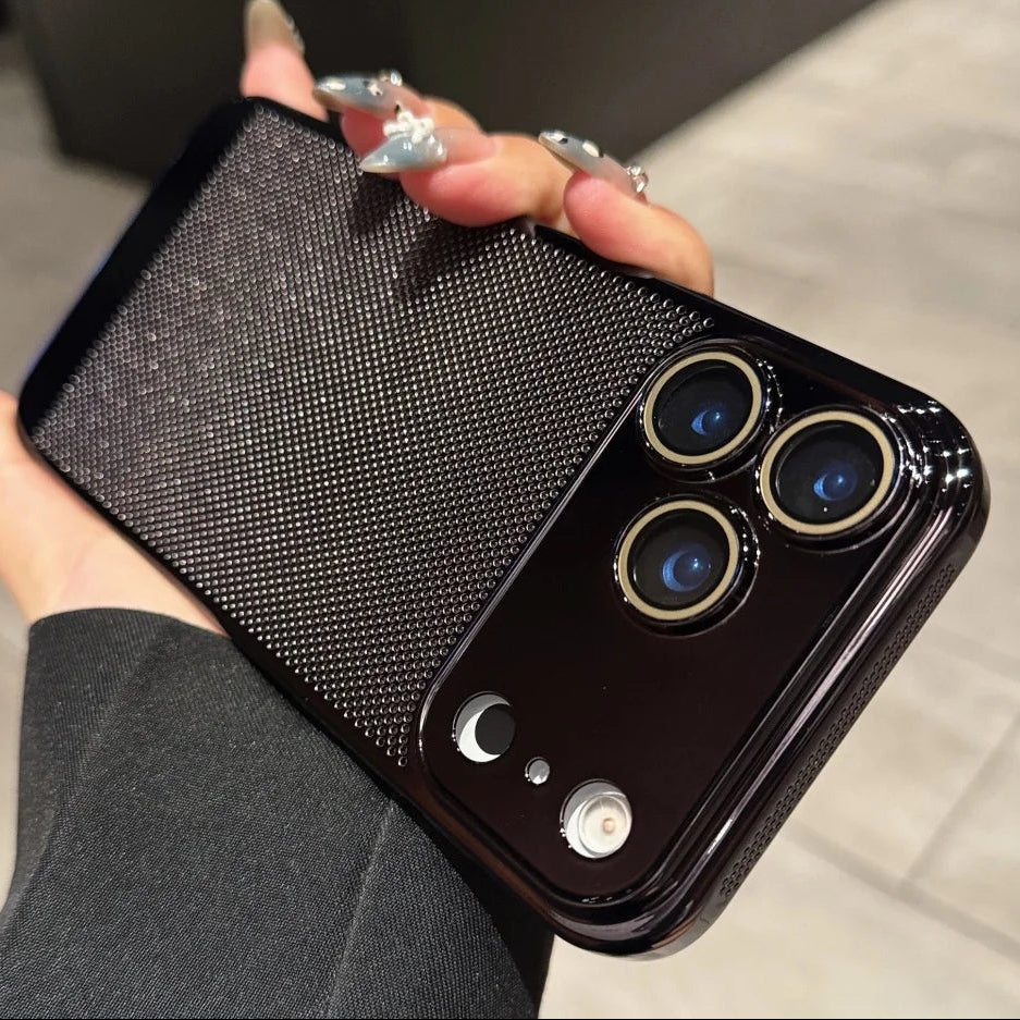 Gelochte/Wärmeableitende Plastik Hülle/Case für iPhone 17 Pro, 17 Pro Max | ZITOCASES®