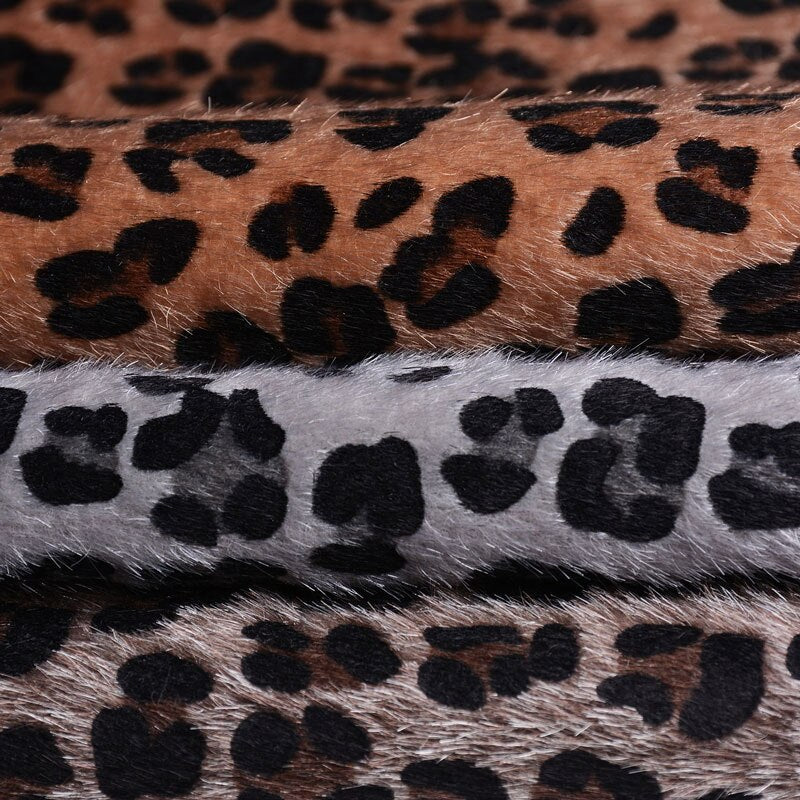 Weiche Stoff/Kunstfell Tierfell/Leopard Hülle/Case für iPhone 16, 16 Plus, 16 Pro, 16 Pro Max, 16e, 15, 15 Plus, 15 Pro, 15 Pro Max, 14, 14 Plus, 14 Pro, 14 Pro Max, 13, 13 Pro, 13 Pro Max, 13 Mini, 12, 12 Pro, 12 Pro Max, 12 Mini, SE, 11, 11 Pro | ZITOCASES®