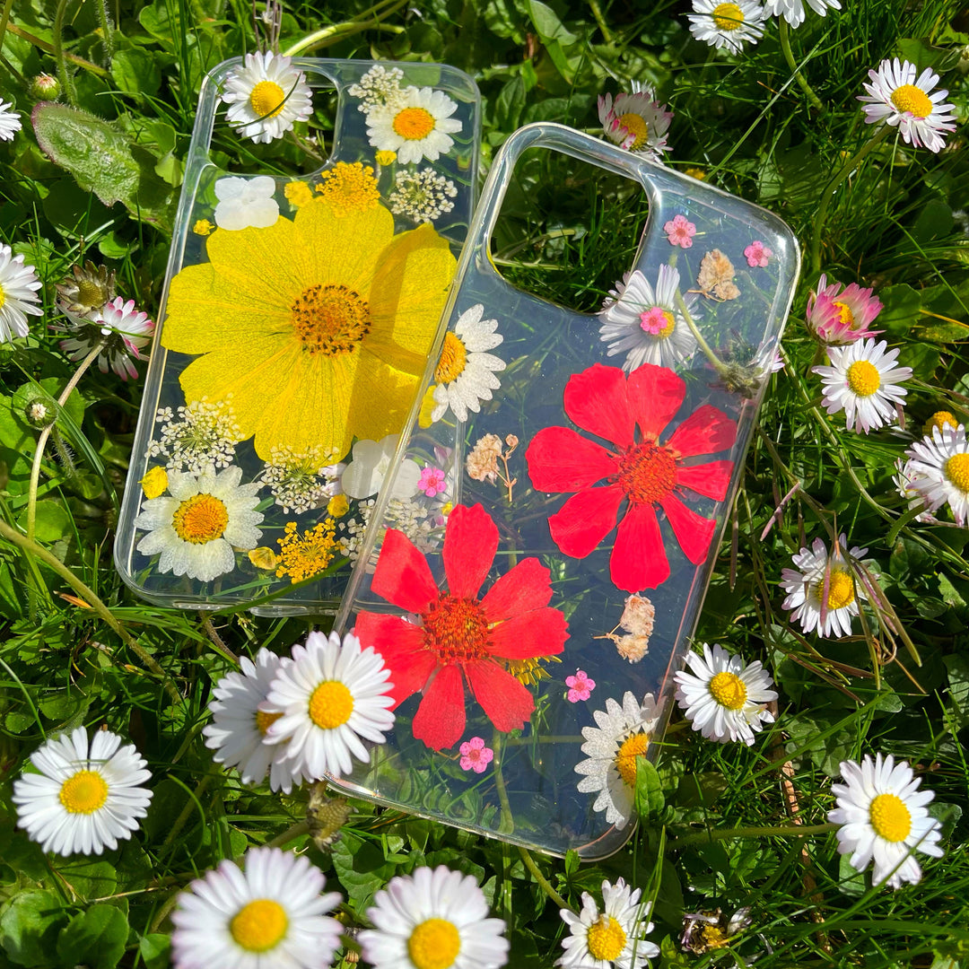 Gepresste Blumen-Blüten Hülle/Case für iPhone 16, 16 Plus, 16 Pro, 16 Pro Max, 16e, 15, 15 Plus, 15 Pro, 15 Pro Max, 14, 14 Plus, 14 Pro, 14 Pro Max, 13, 13 Pro, 13 Pro Max, 13 Mini, 12, 12 Pro, 12 Pro Max, 12 Mini, SE, 11, 11 Pro, 11 Pro Max | ZITOCASES®