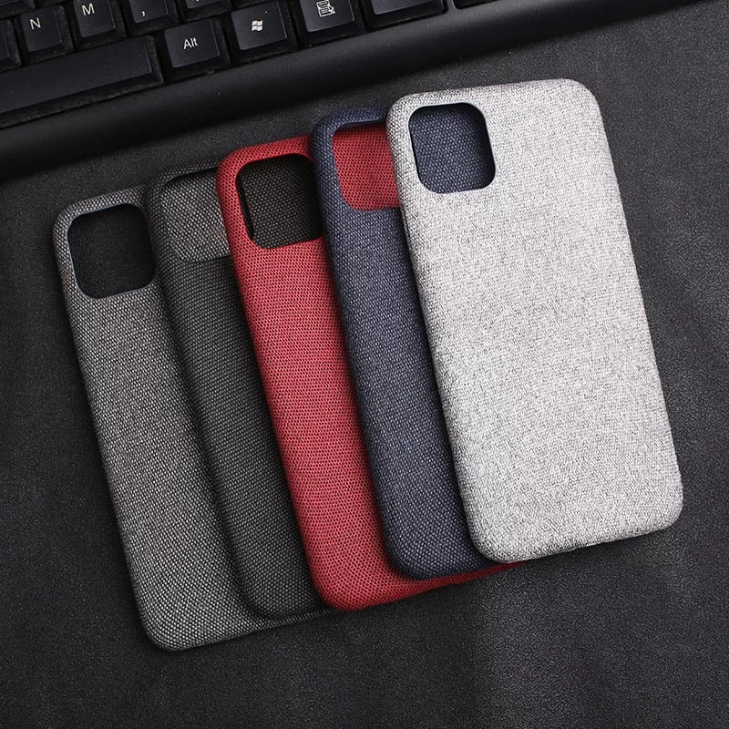 Stoff überzogene Soft Hülle/Case für iPhone 16, 16 Plus, 16 Pro, 16 Pro Max, 15, 15 Plus, 15 Pro, 15 Pro Max, 14, 14 Plus, 14 Pro, 14 Pro Max, 13, 13 Pro, 13 Pro Max, 13 Mini, 12, 12 Pro, 12 Pro Max, 12 Mini, SE, 11, 11 Pro, 11 Pro Max, X/XS | ZITOCASES®