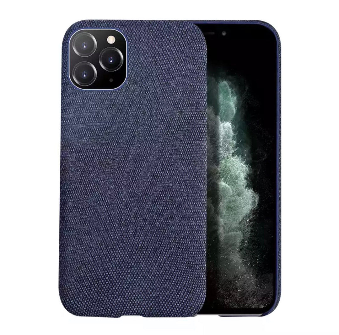 Stoff überzogene Soft Hülle/Case für iPhone 16, 16 Plus, 16 Pro, 16 Pro Max, 16e, 15, 15 Plus, 15 Pro, 15 Pro Max, 14, 14 Plus, 14 Pro, 14 Pro Max, 13, 13 Pro, 13 Pro Max, 13 Mini, 12, 12 Pro, 12 Pro Max, 12 Mini, SE, 11, 11 Pro, 11 Pro Max | ZITOCASES®