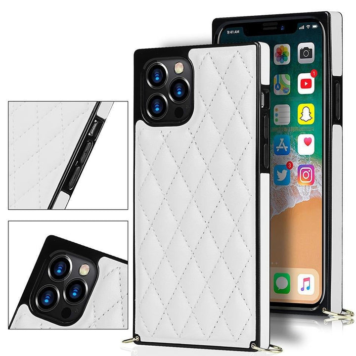 Karierte Kunstleder Hülle/Case zum Umhängen (Inkl. Edelstahl Kordel) für iPhone 16, 16 Plus, 16 Pro, 16 Pro Max, 15, 15 Plus, 15 Pro, 15 Pro Max, 14, 14 Plus, 14 Pro, 14 Pro Max, 13, 13 Pro, 13 Pro Max, 13 Mini, 12, 12 Pro, 12 Pro Max, 12 Mini, SE, 11 | ZITOCASES®